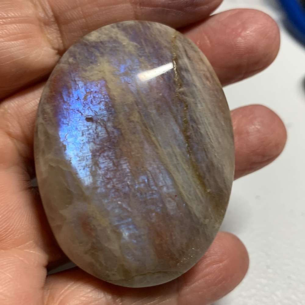 Beautiful Moonstone Palm Stones - Picture 4 of 5